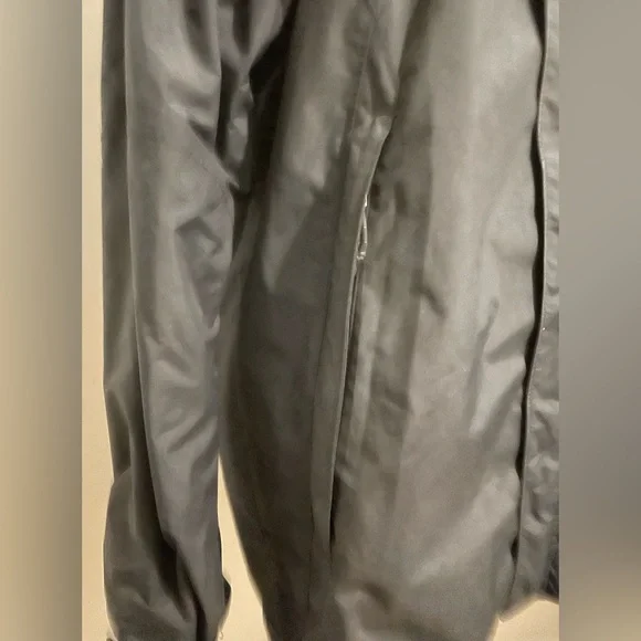 Columbia Jacket Black Waterproof Size Medium - Picture 3 of 7